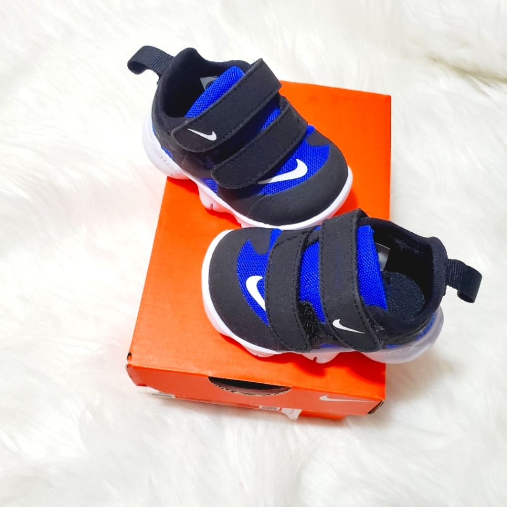 NIB Infant Nike - 2c